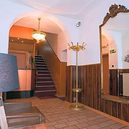 Hotel Centro Arkadia 2*