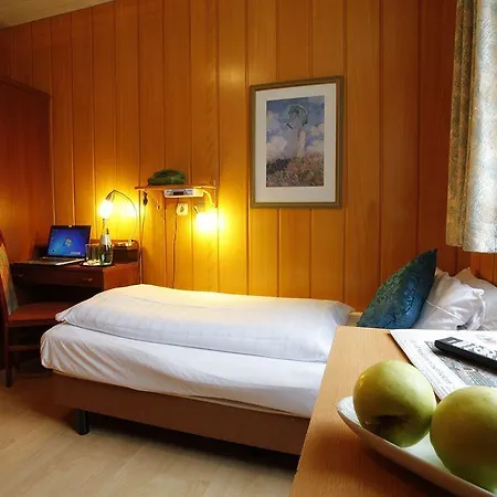 Centro Arkadia Hotel 2*